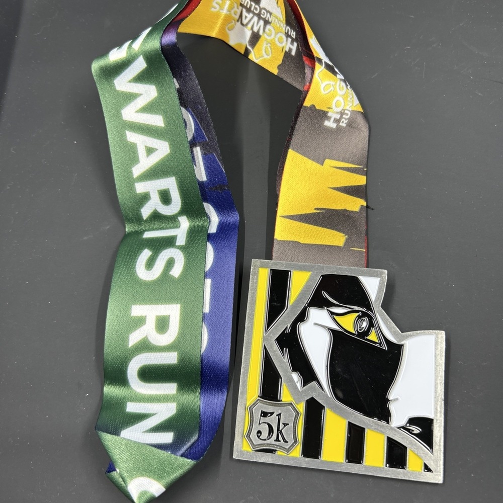 Hogwarts Running Club 5K Hufflepuff‎ House Medal